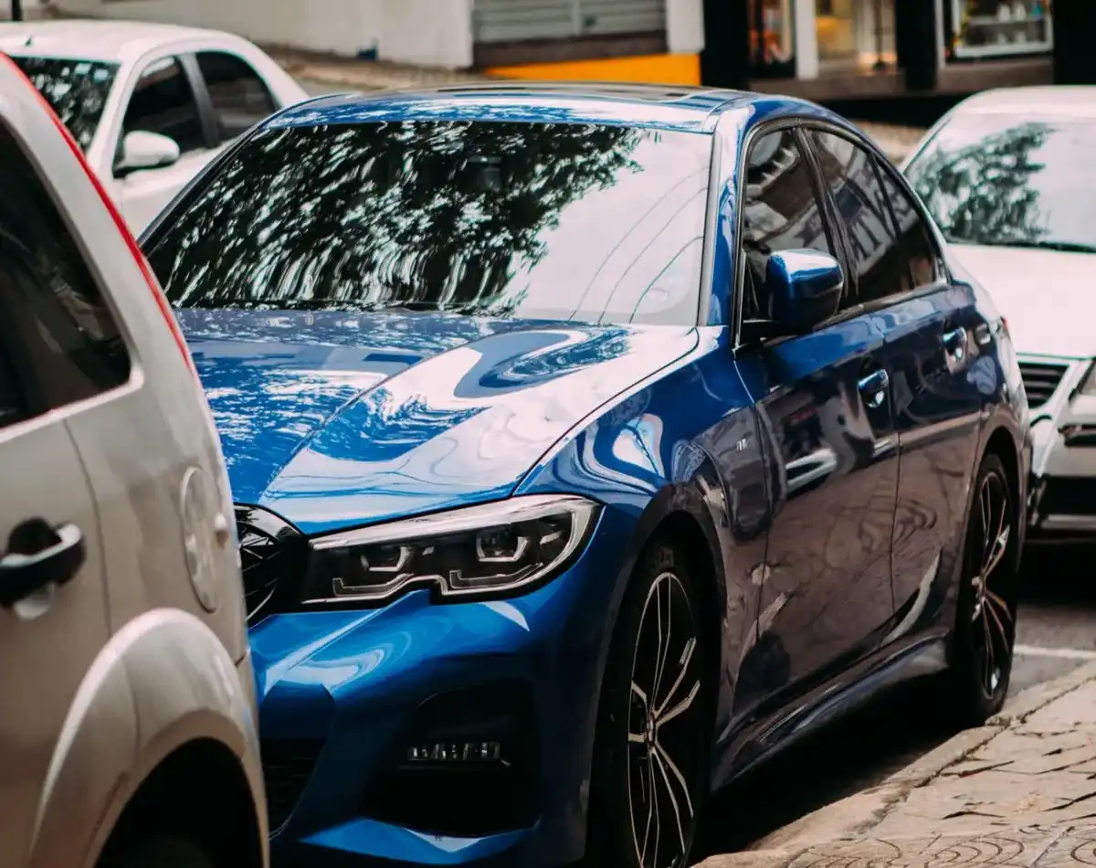 Koja polisa osiguranja za auto ti treba i šta ona pokriva?