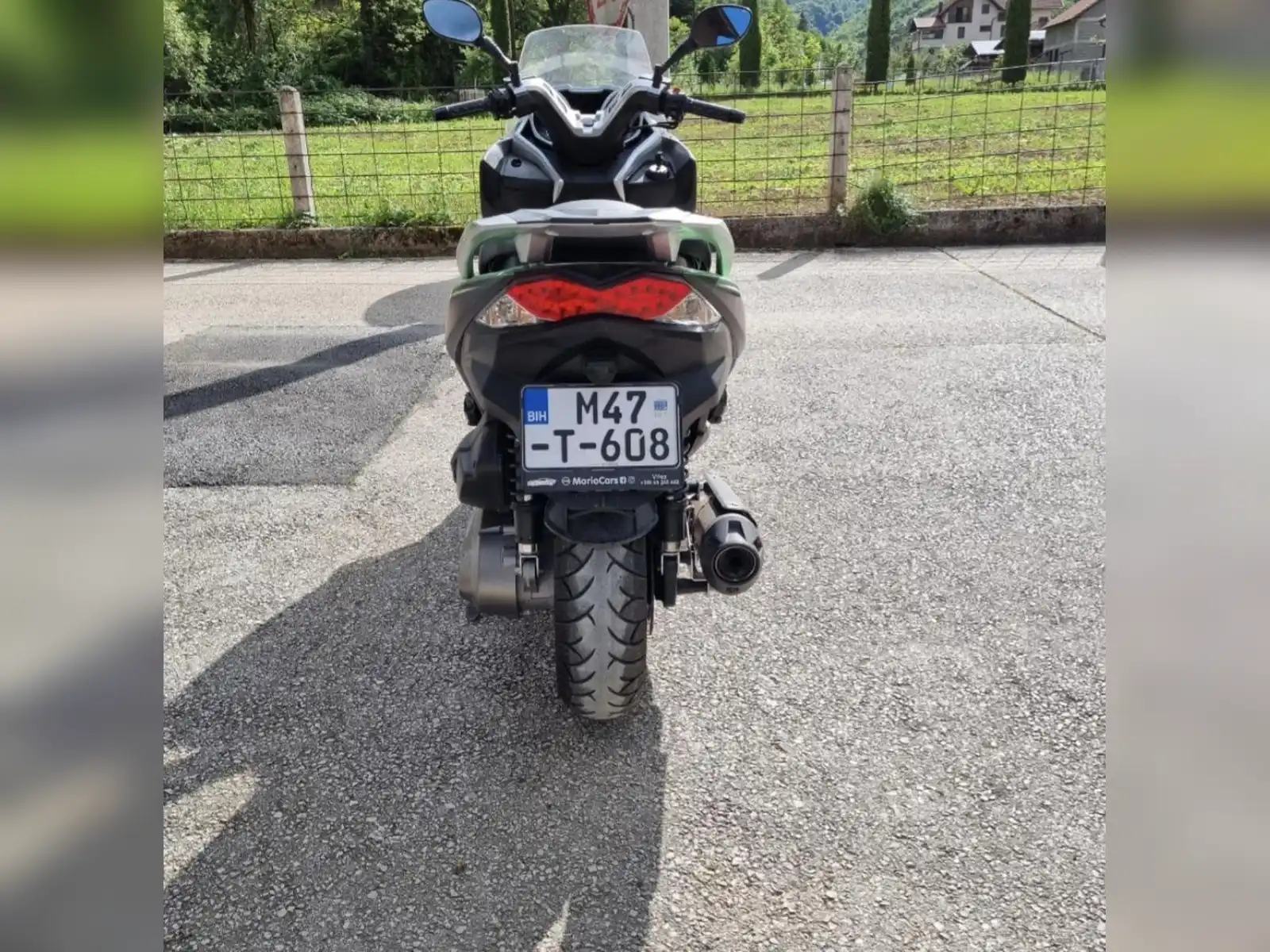kaeasaki-j300