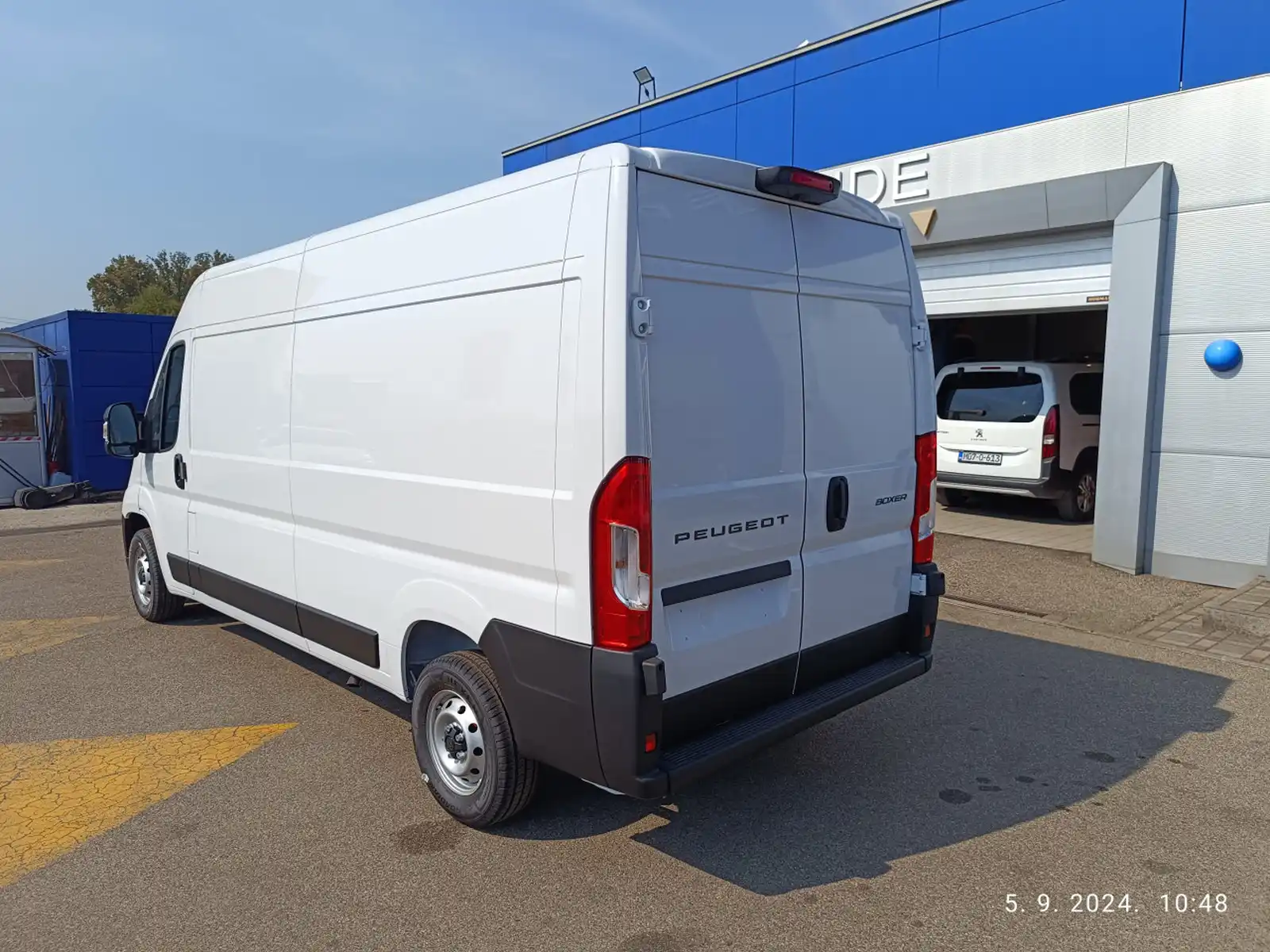 peugeot-boxer-fg-confort-335-l3h2-2-2-blue-hdi-140-ks-2025