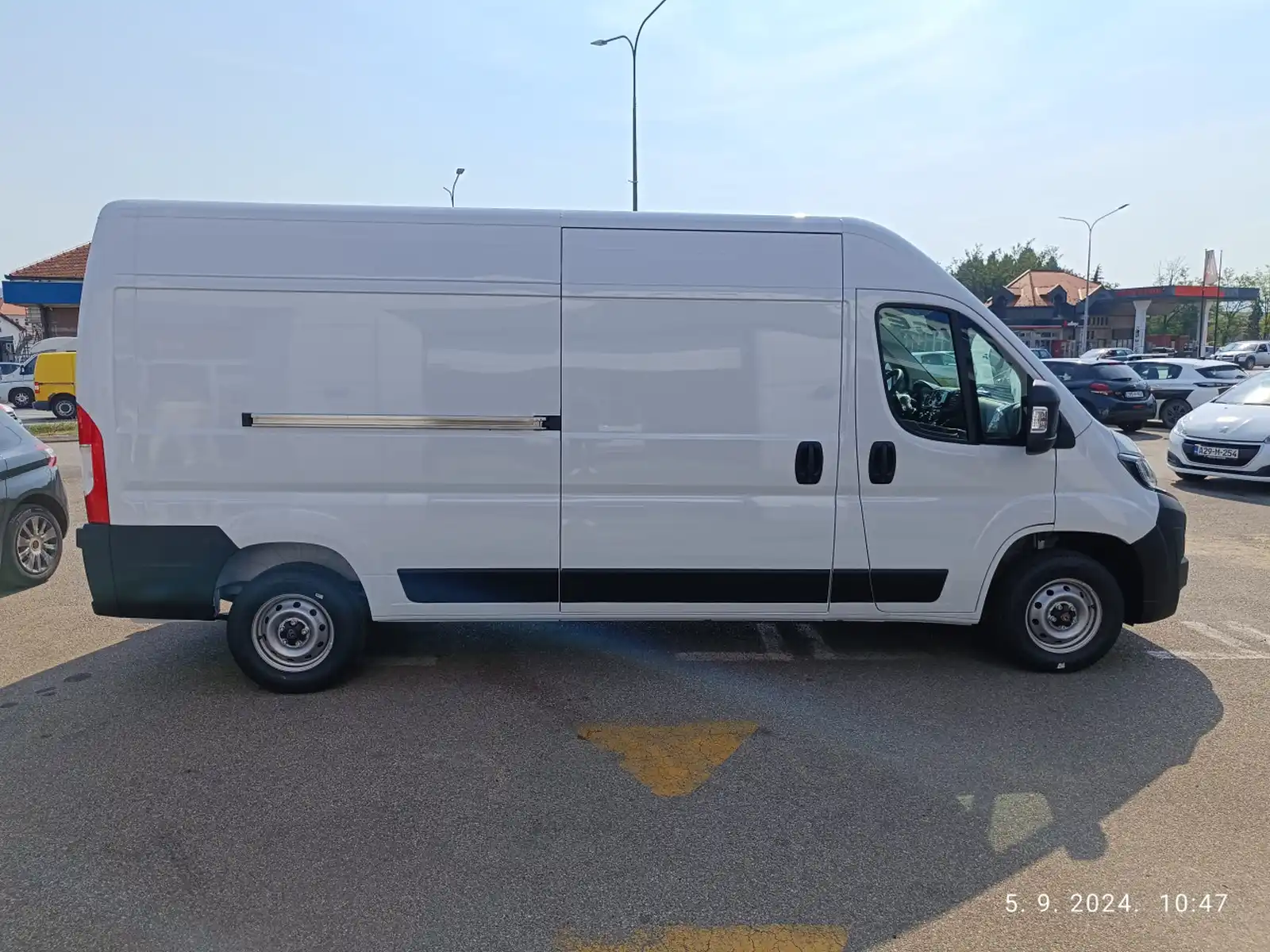 peugeot-boxer-fg-confort-335-l3h2-2-2-blue-hdi-140-ks-2025