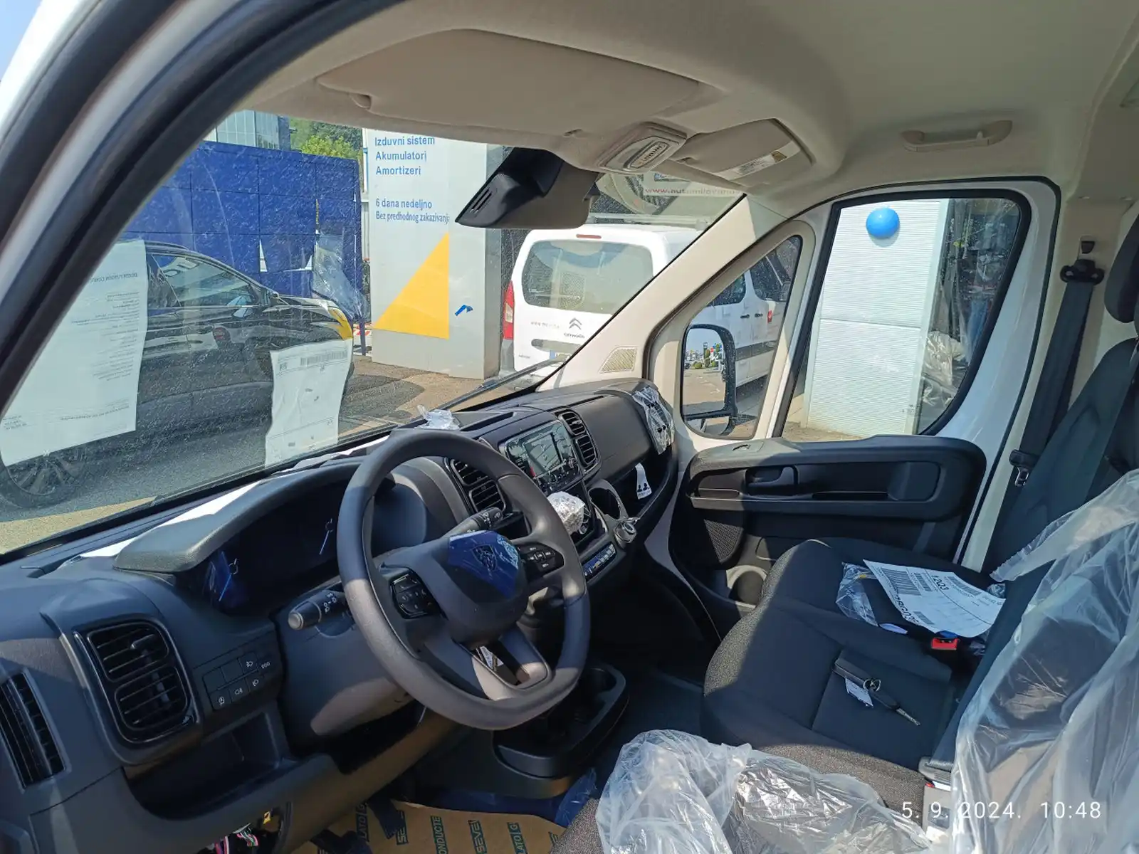 peugeot-boxer-fg-confort-335-l3h2-2-2-blue-hdi-140-ks-2025