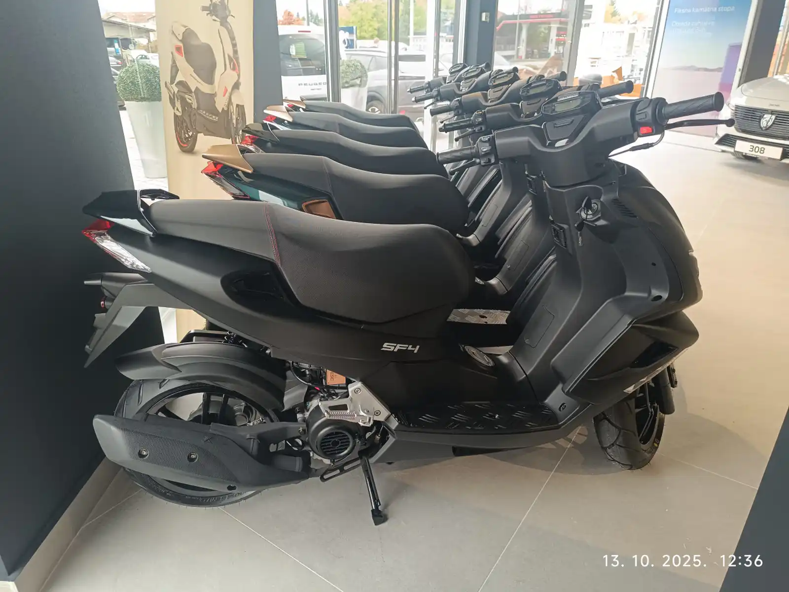 motocikli-peugeot-speedfight-4-e5