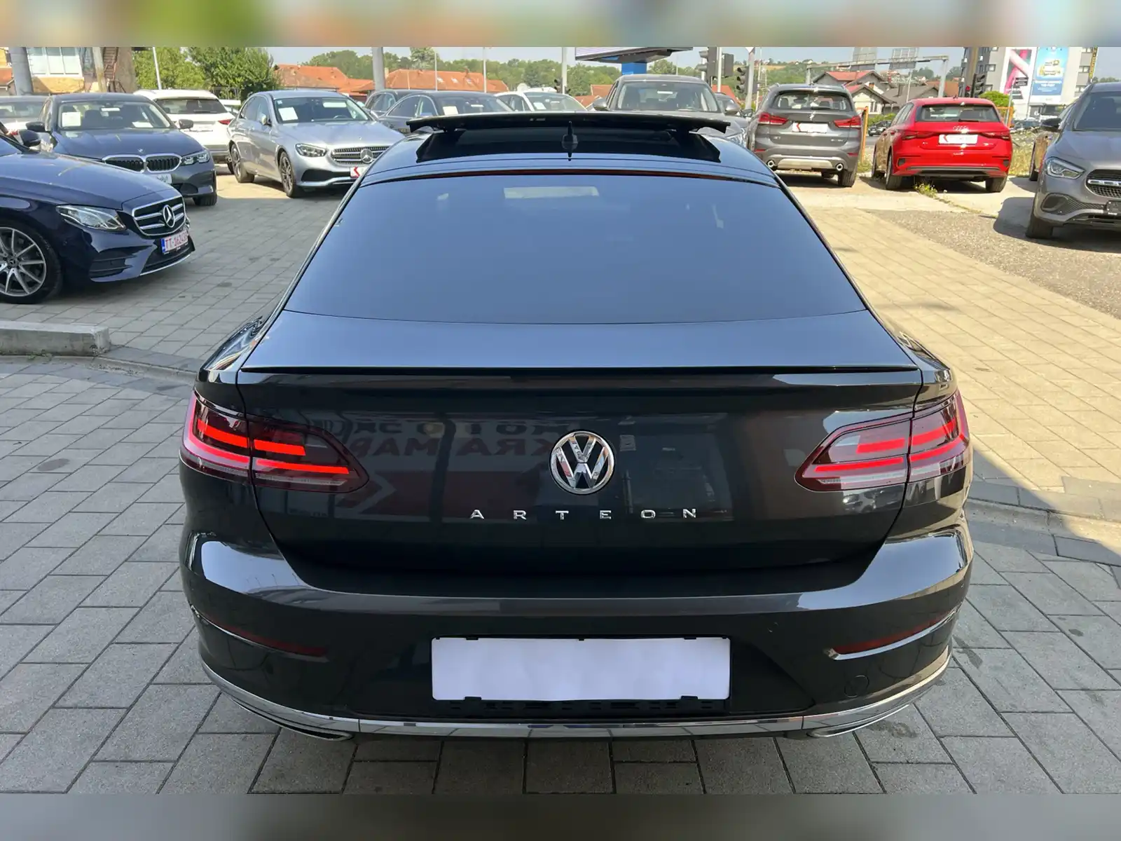 volkswagen-arteon-20-tdi-dsg-tiptronik-r-line-virtual-cockpit-full-led-panorama