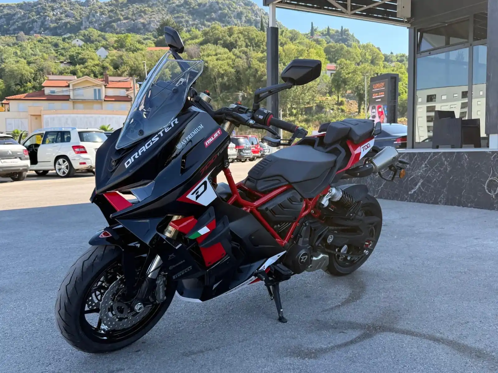motor-italjet-dragster-700-2-kom