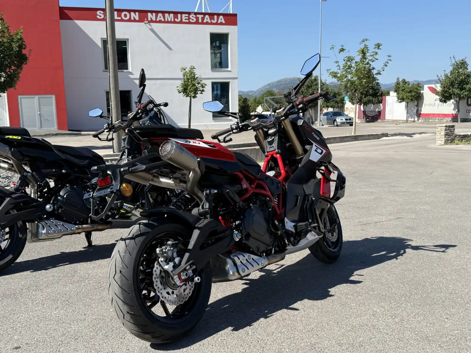 motor-italjet-dragster-700-2-kom