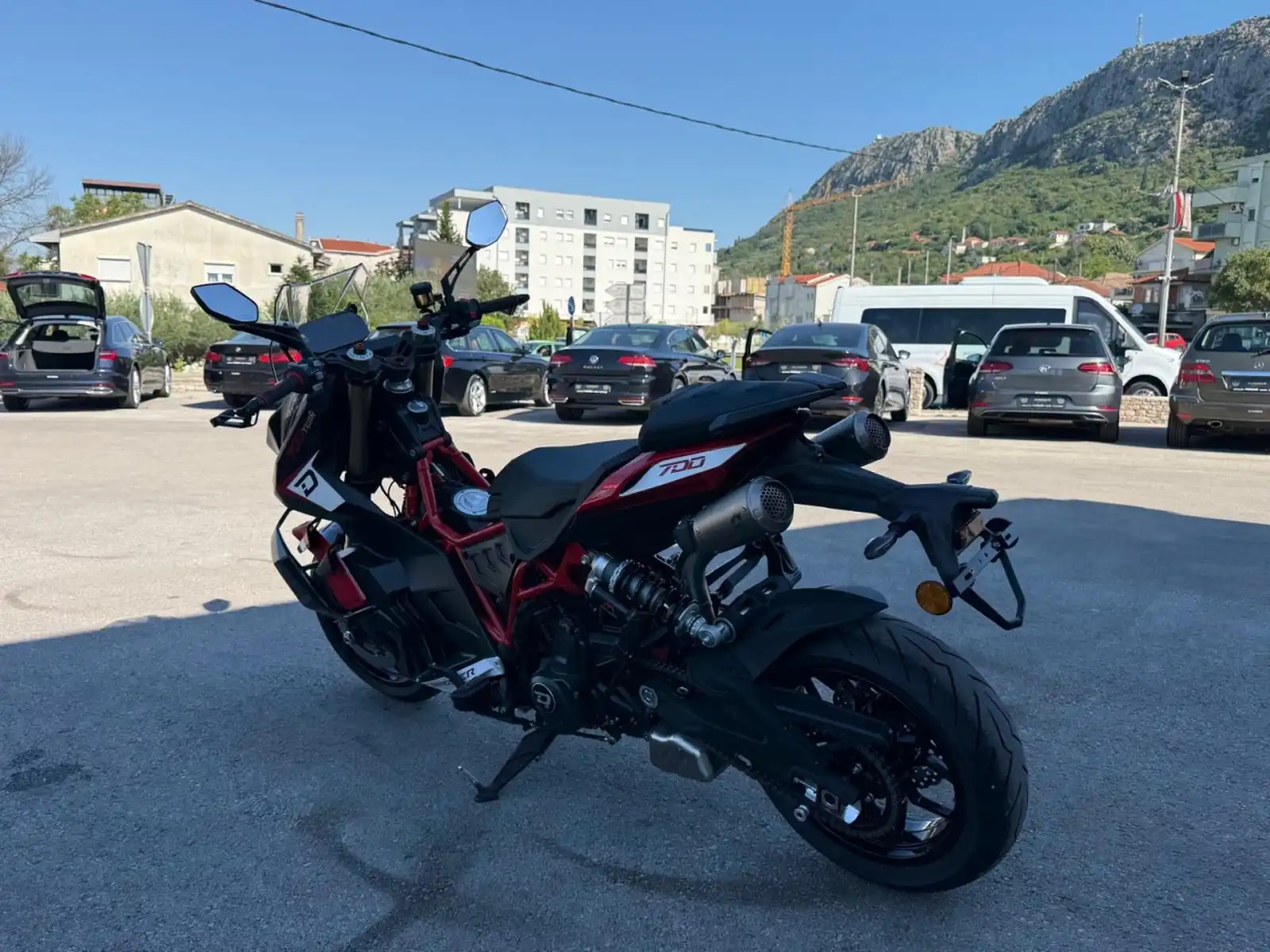 motor-italjet-dragster-700-2-kom