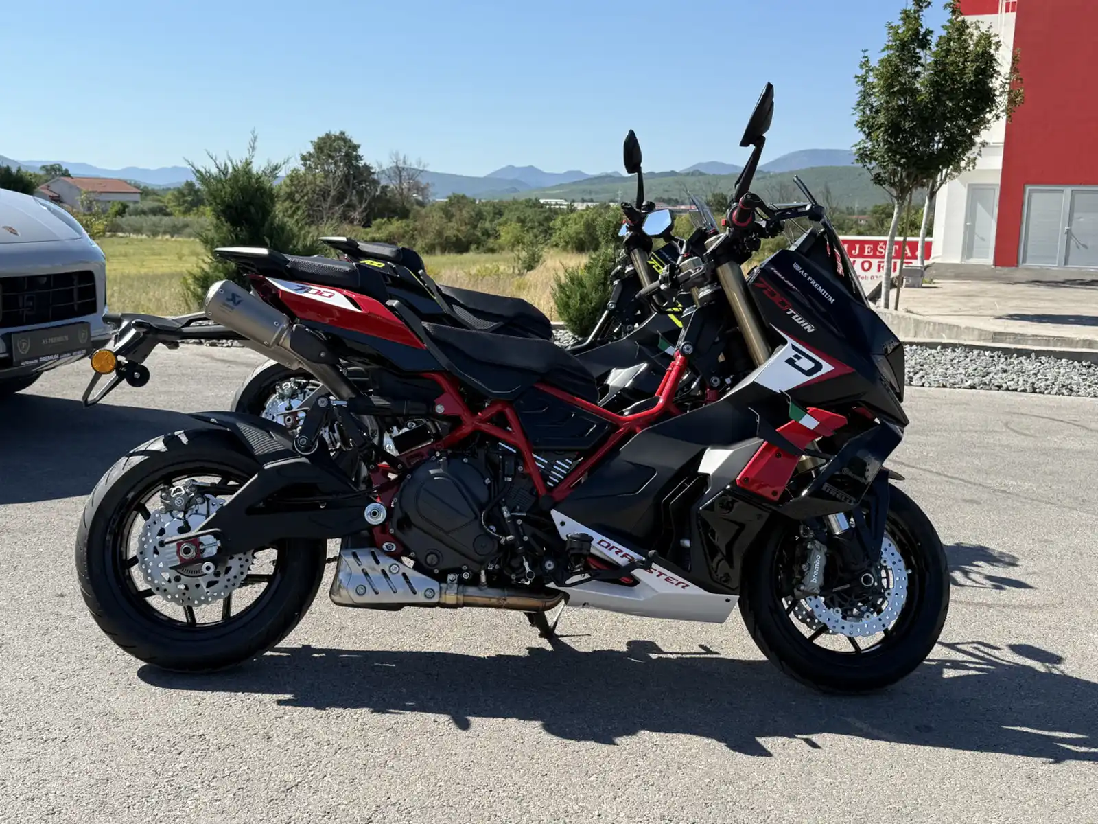 motor-italjet-dragster-700-2-kom