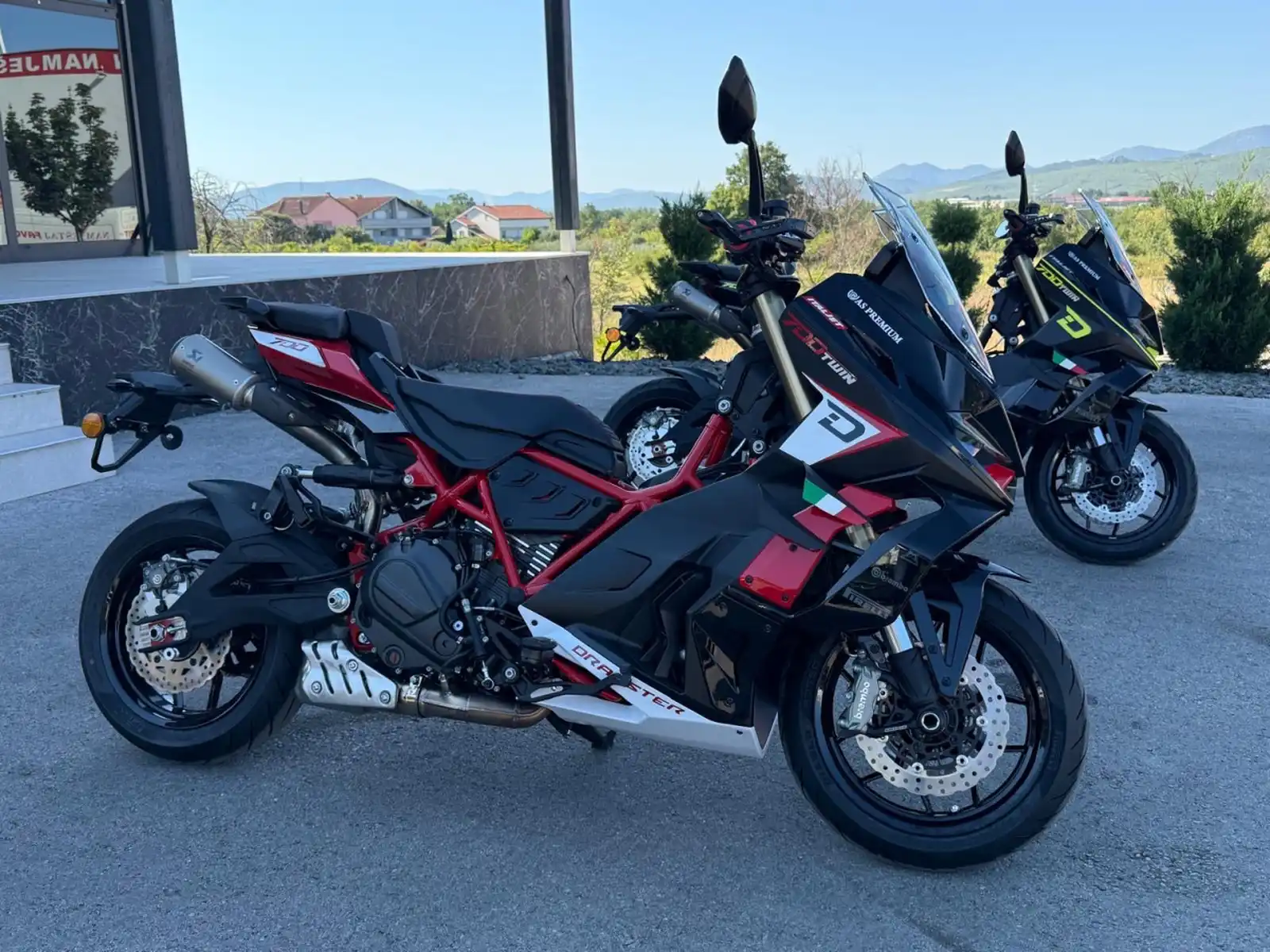 motor-italjet-dragster-700-2-kom