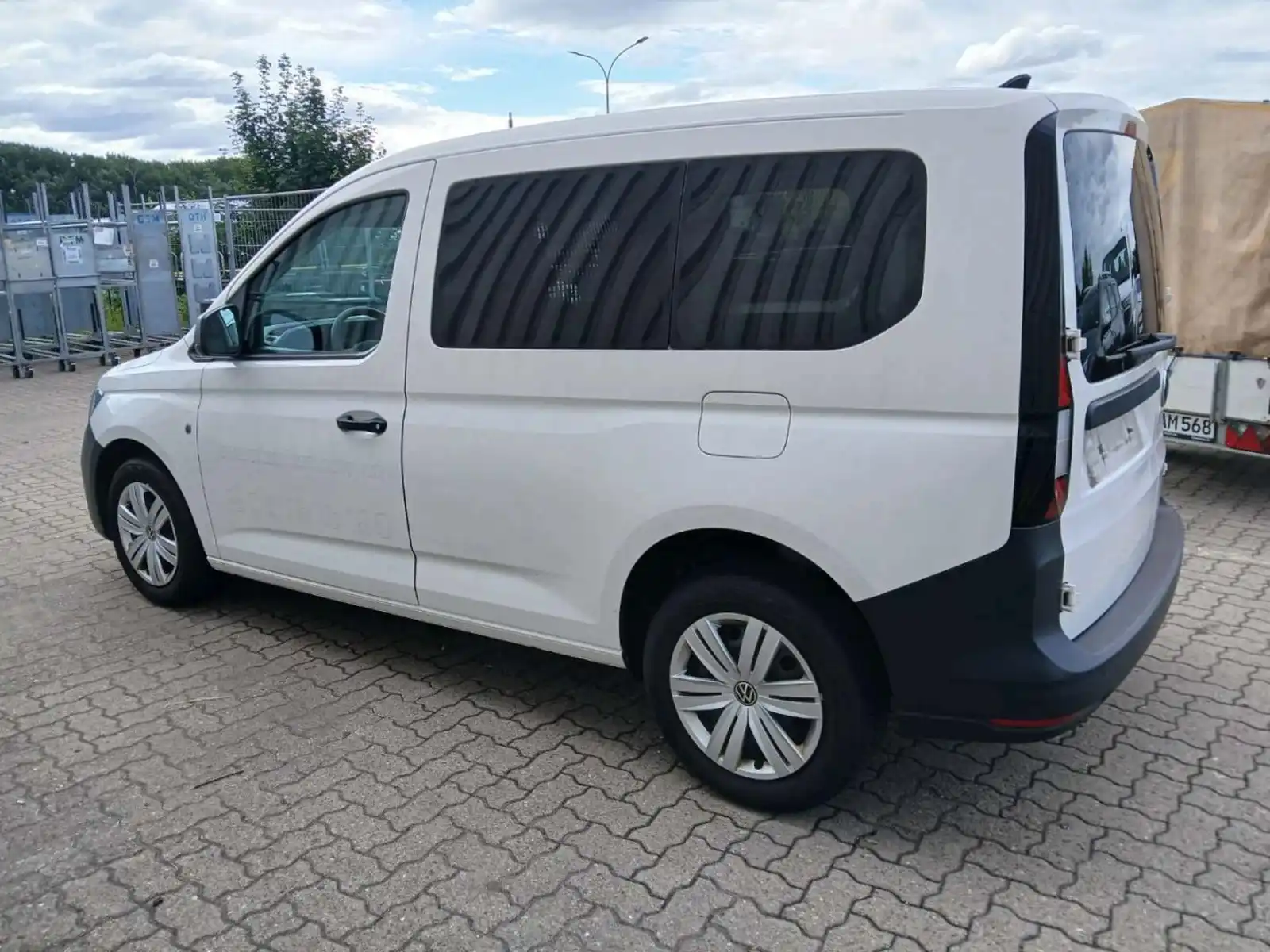 vw-caddy-cargo-2-0-tdi-lkw-41-000-kilometara-novo