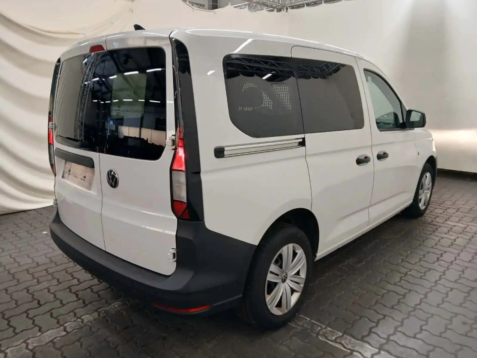 vw-caddy-cargo-2-0-tdi-lkw-41-000-kilometara-novo