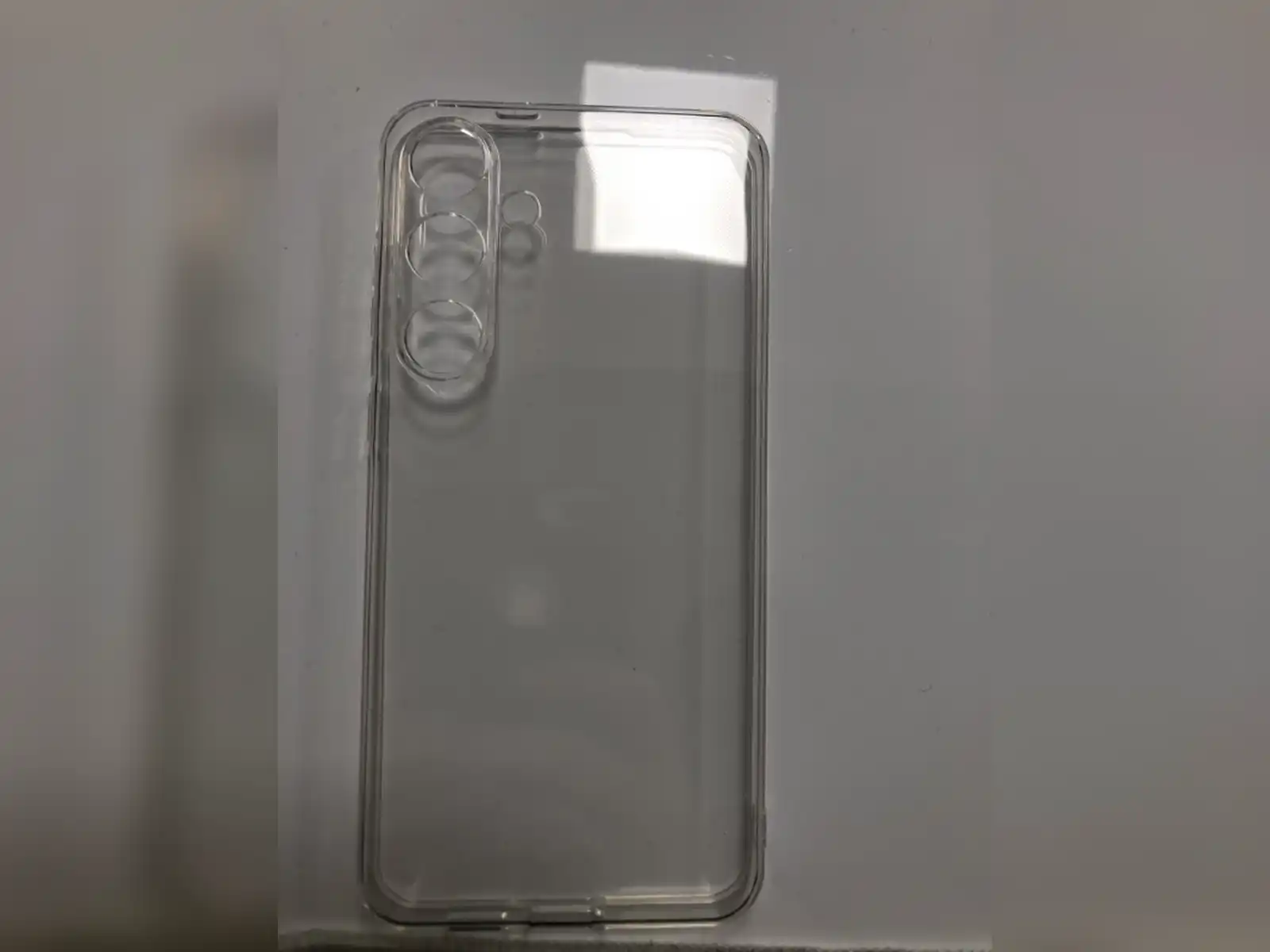 zastitna-maska-samsung-s24