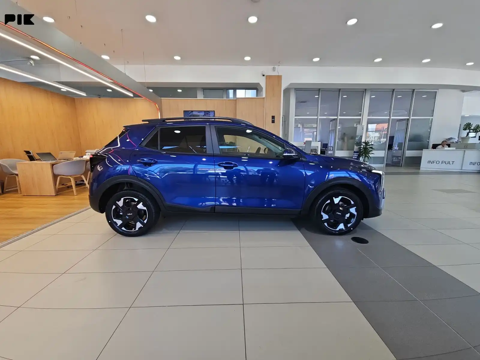 kia-stonic-1-0-t-gdi-dct-ex-pulse-novo-1-km-zimske-gume