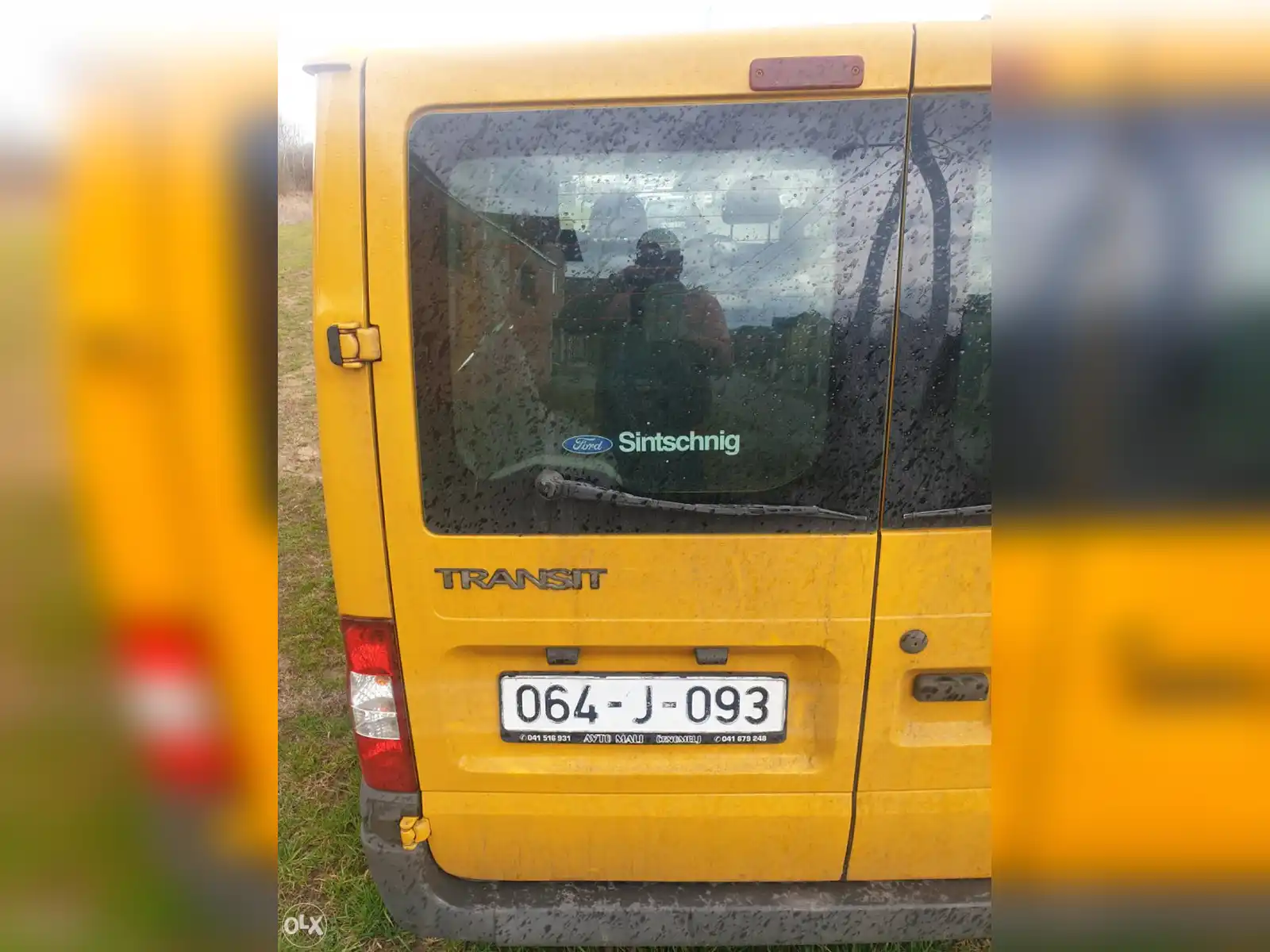 ford-tranzit-kombi-2-2dizel-2008god-vrata