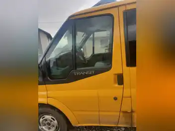 FORD TRANZIT KOMBI 2.2dizel 2008god. VRATA
