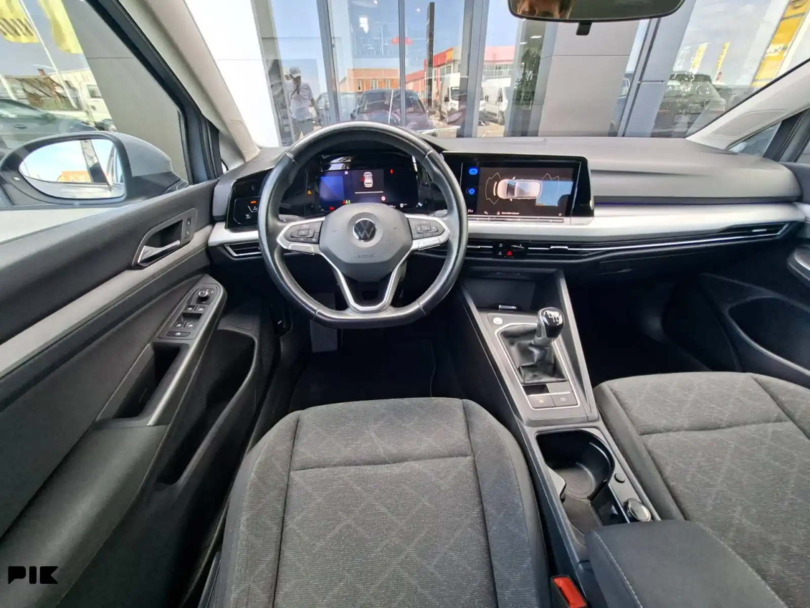 volkswagen-golf-2021