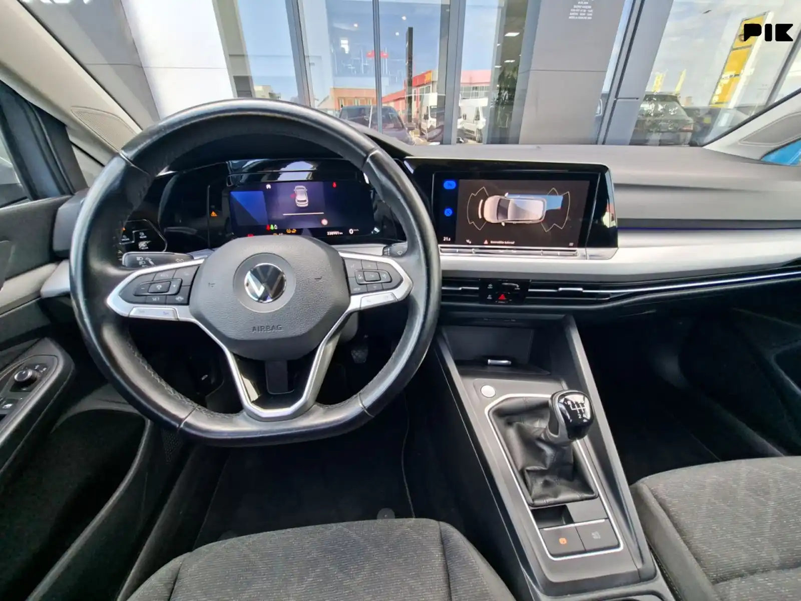 volkswagen-golf-2021