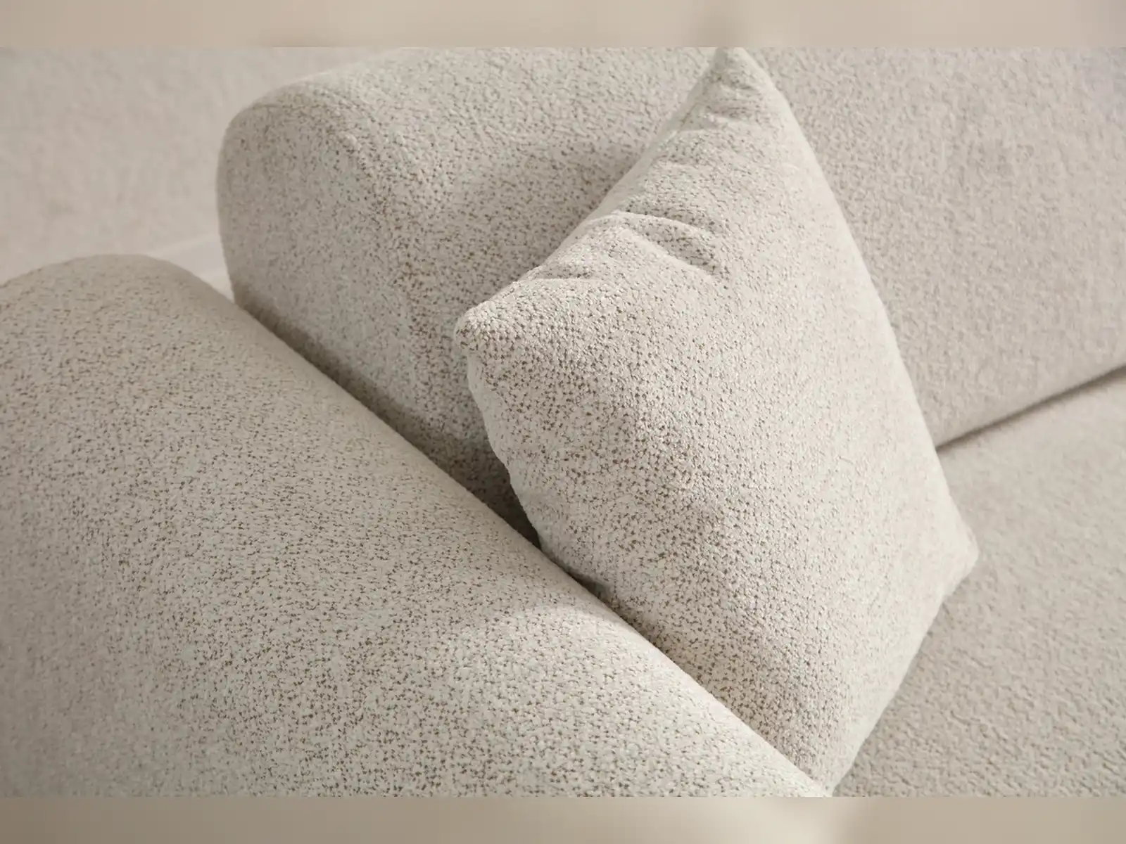 kauc-na-razvlacenje-s-3-sjedista-lyke-trosjed-krem