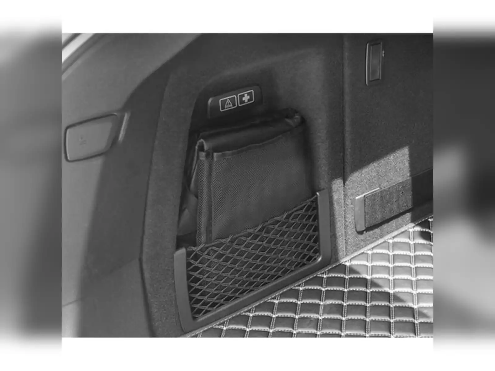 xtrobb-21914-organizator-za-autosjedalicu