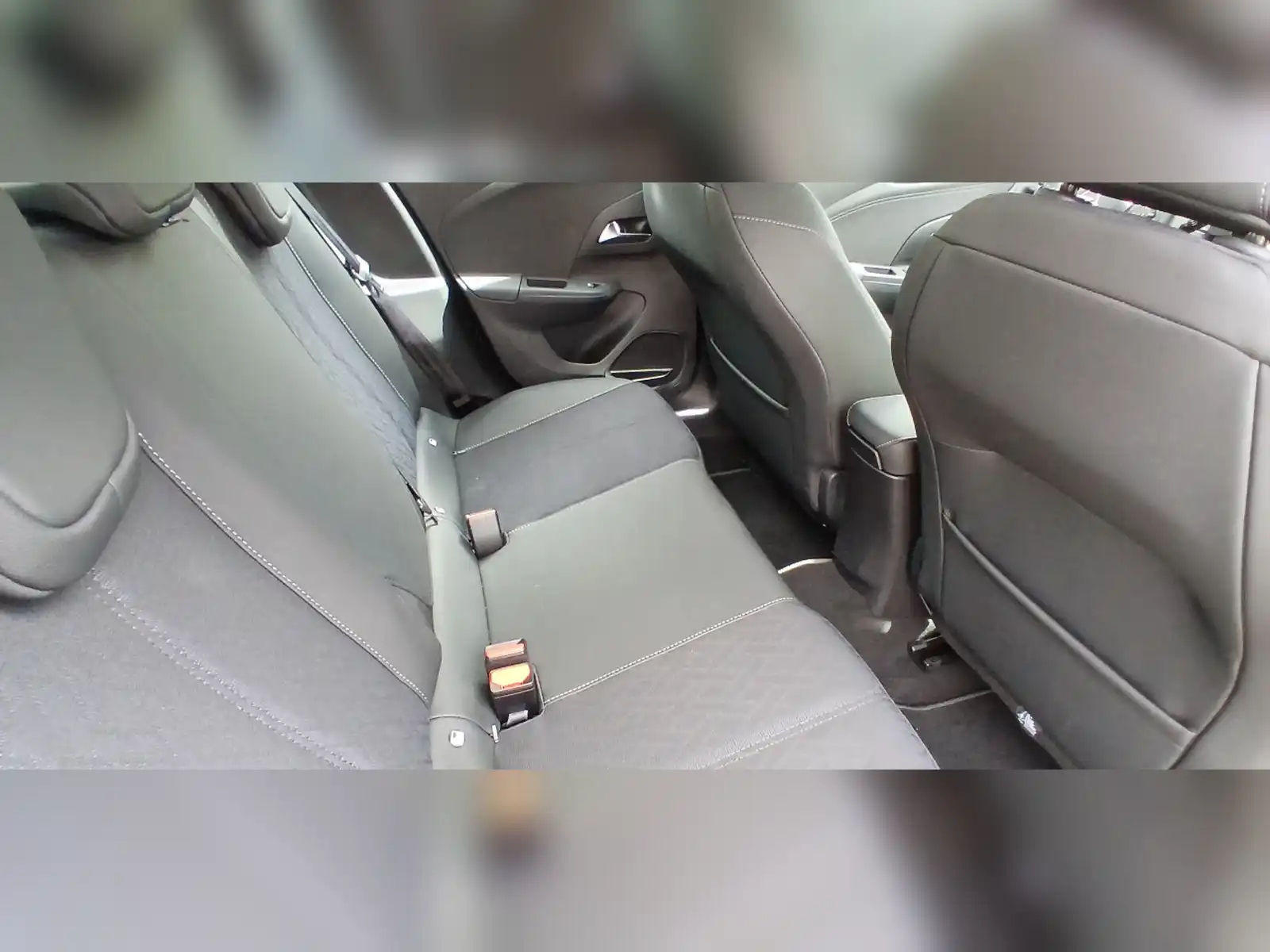 opel-corsa-12-turbo-benzin-100ks-elegance-testno-vozilo