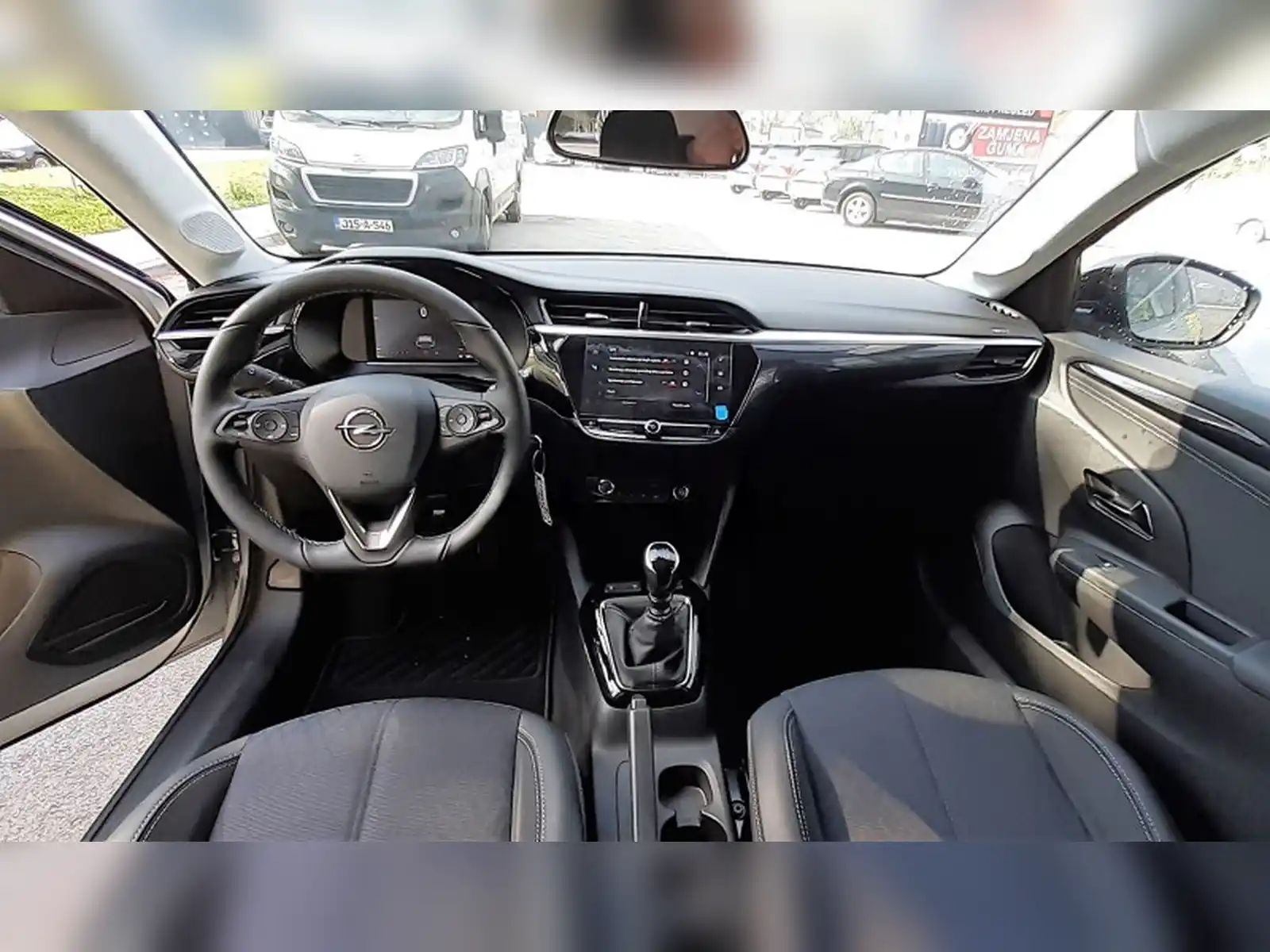 opel-corsa-12-turbo-benzin-100ks-elegance-testno-vozilo