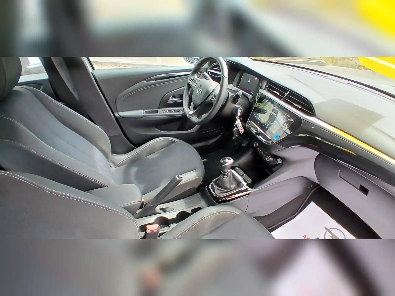 opel-corsa-12-turbo-benzin-100ks-elegance-testno-vozilo