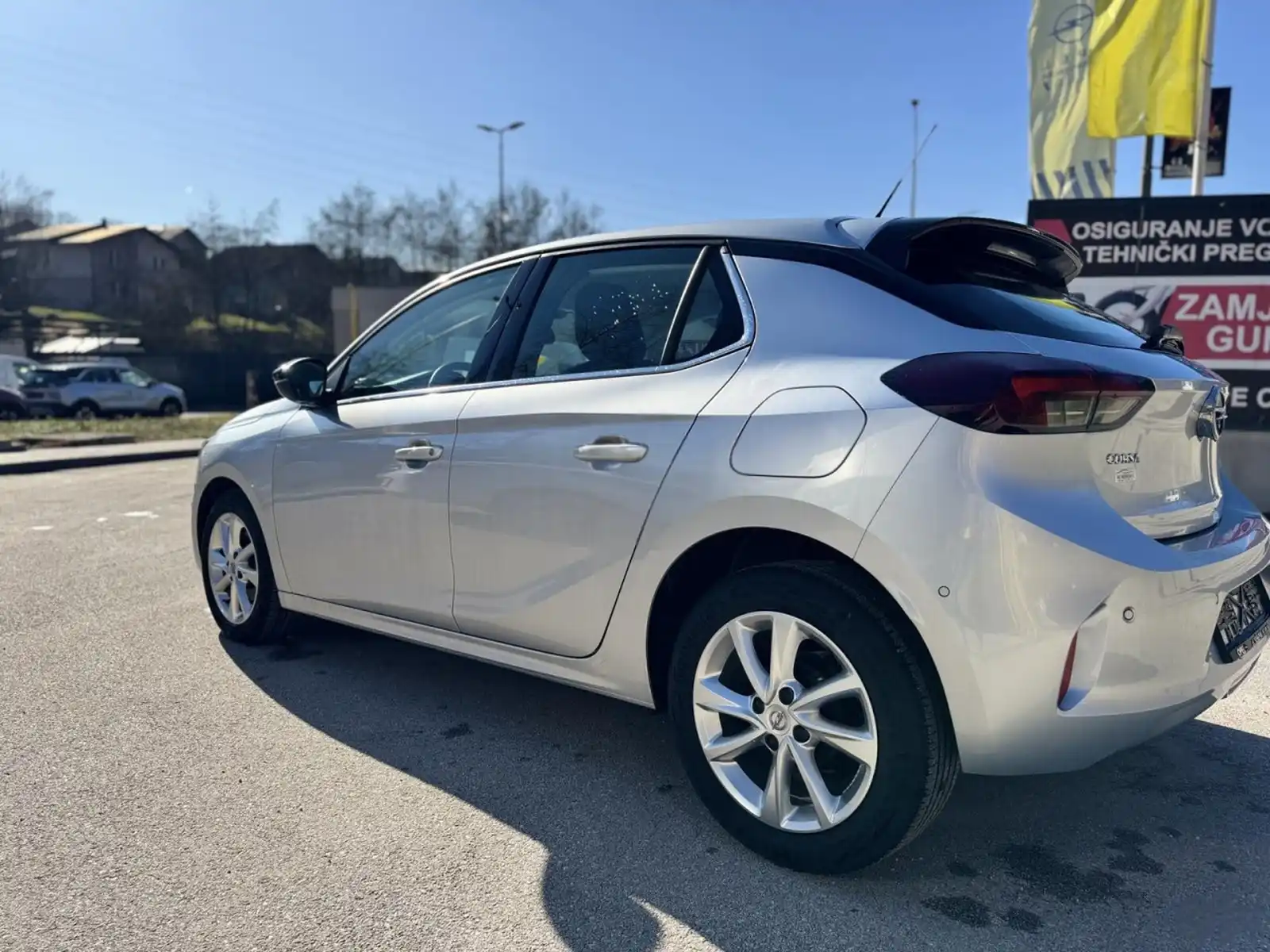 opel-corsa-12-turbo-benzin-100ks-elegance-testno-vozilo