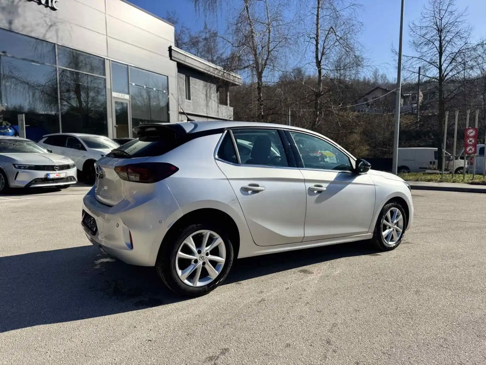 opel-corsa-12-turbo-benzin-100ks-elegance-testno-vozilo