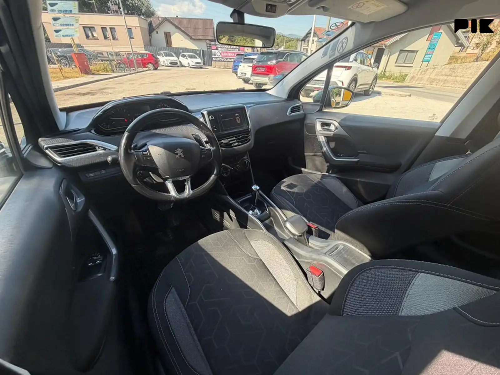 peugeot-2008-automatik-1-6hdi-2018