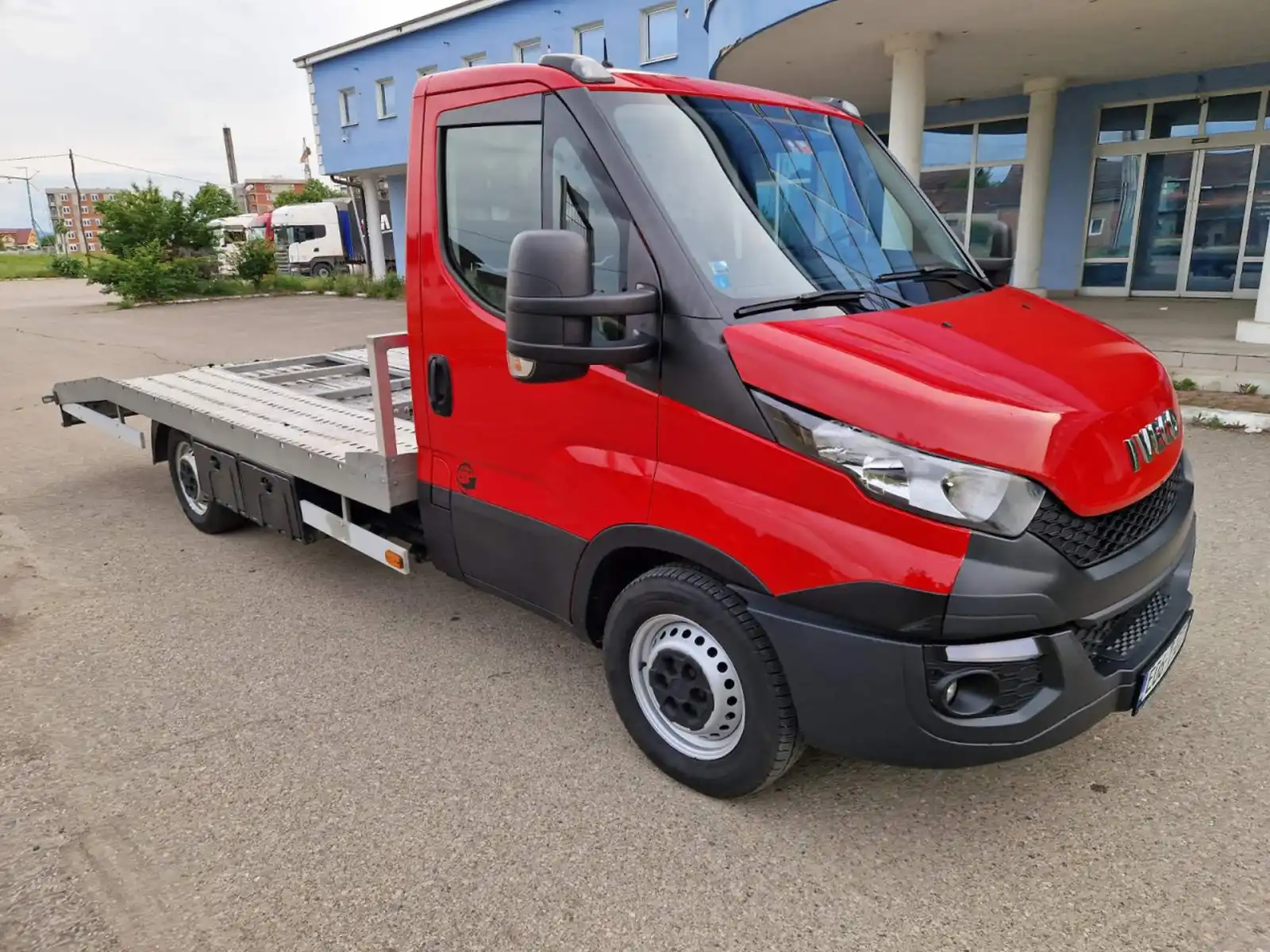 iveco-n1-teretni-3-0dizel-2017god-ekstra-stanje
