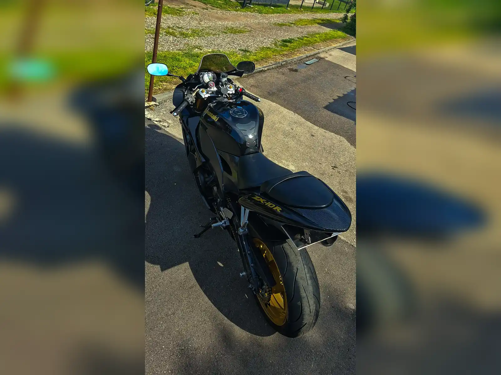 kawasaki-zx10r-2004