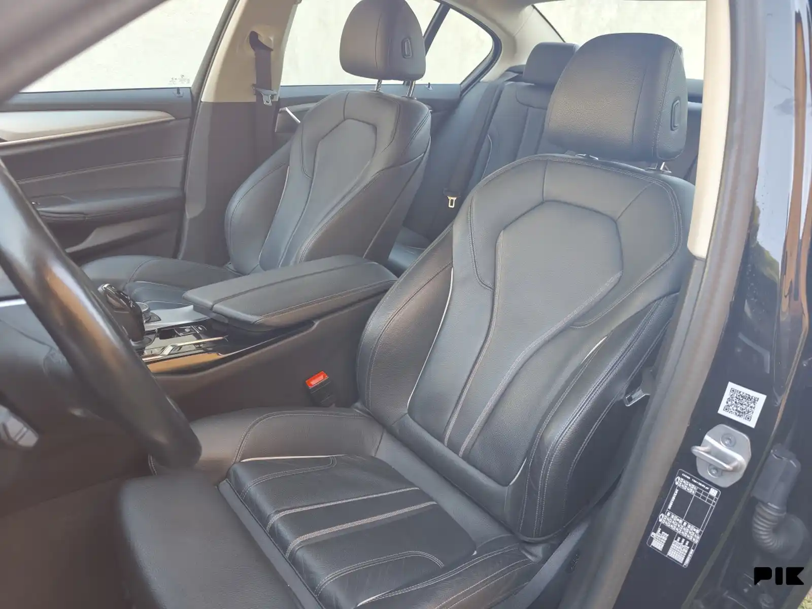 bmw-g30-lci-2022