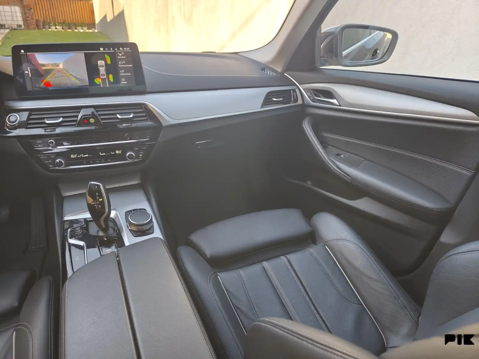 bmw-g30-lci-2022