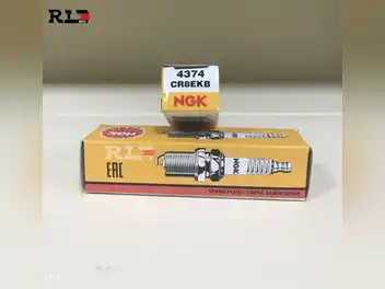 Svjećica NGK CR8EKB Piaggio Beverly Carnaby Cruiser GTS