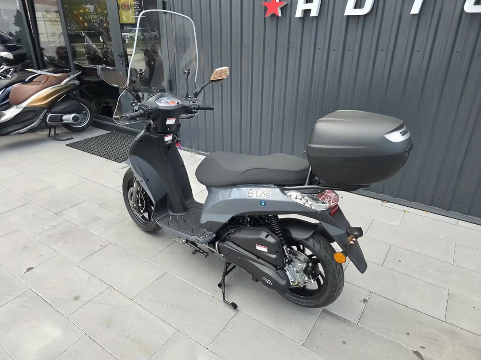 skuter-kl-b-tre-125i-2025gp