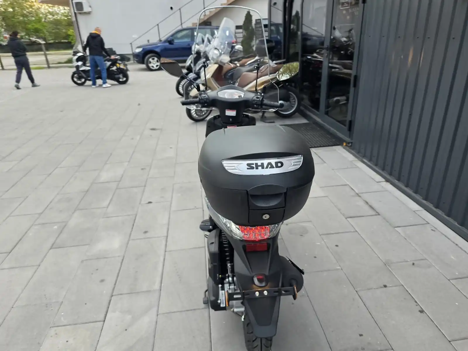 skuter-kl-b-tre-125i-2025gp