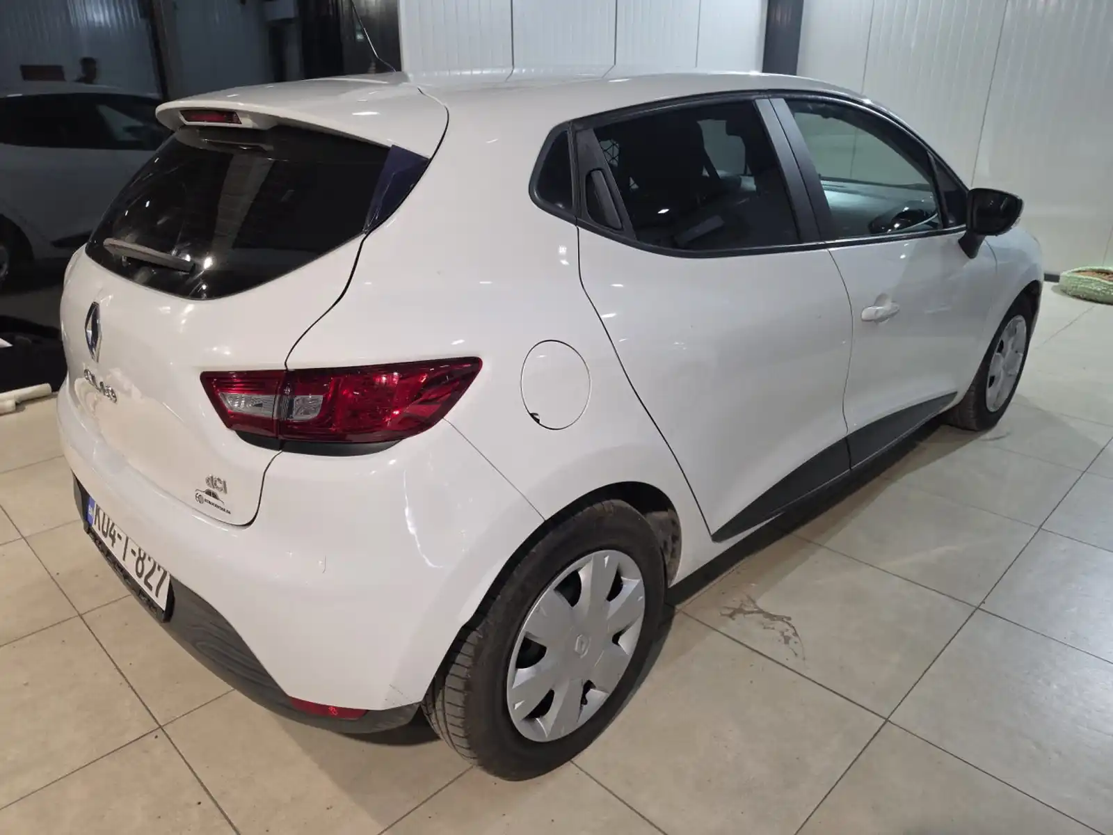 renault-clio-iv-1-5-dci-2016-god-registrovan-navi