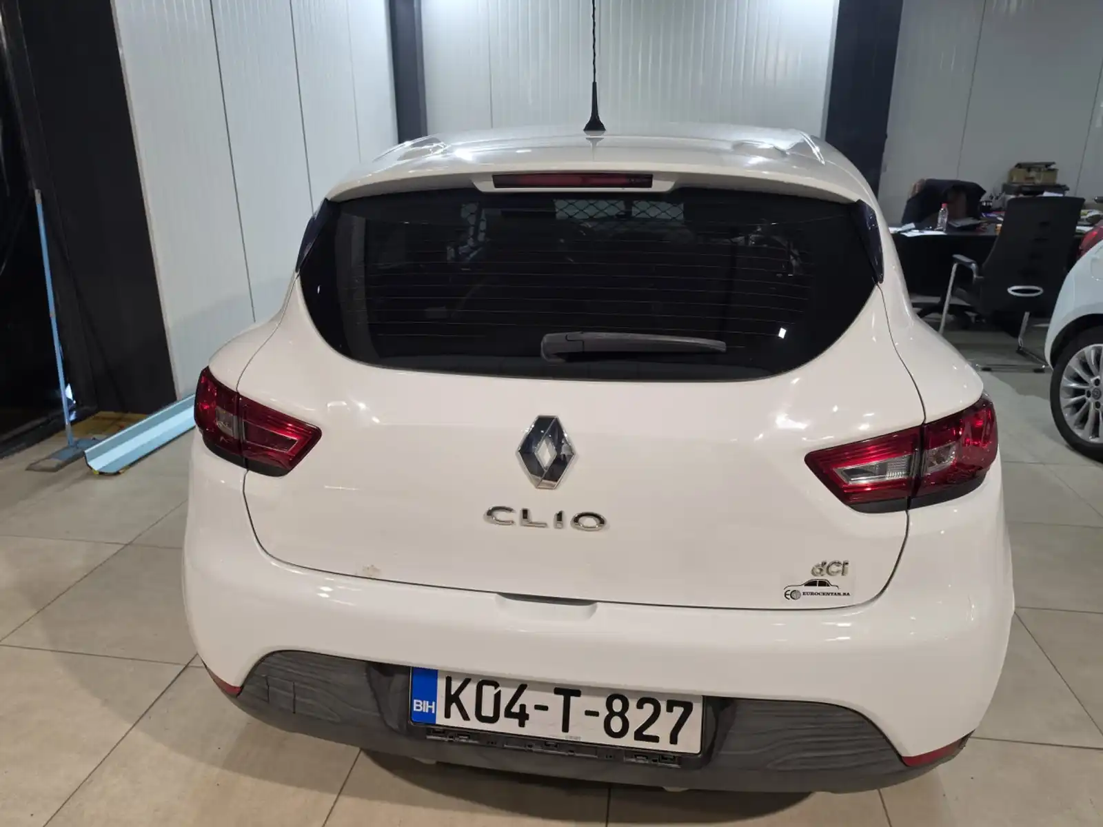 renault-clio-iv-1-5-dci-2016-god-registrovan-navi