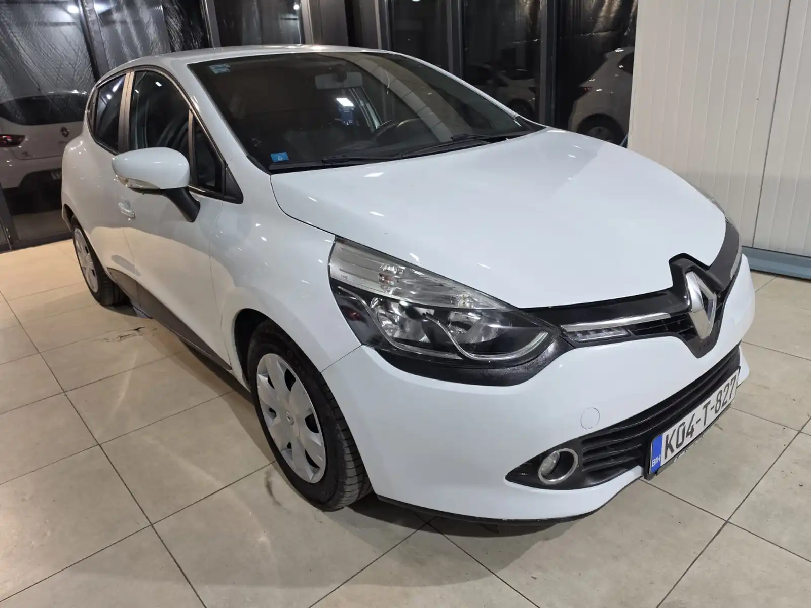 renault-clio-iv-1-5-dci-2016-god-registrovan-navi