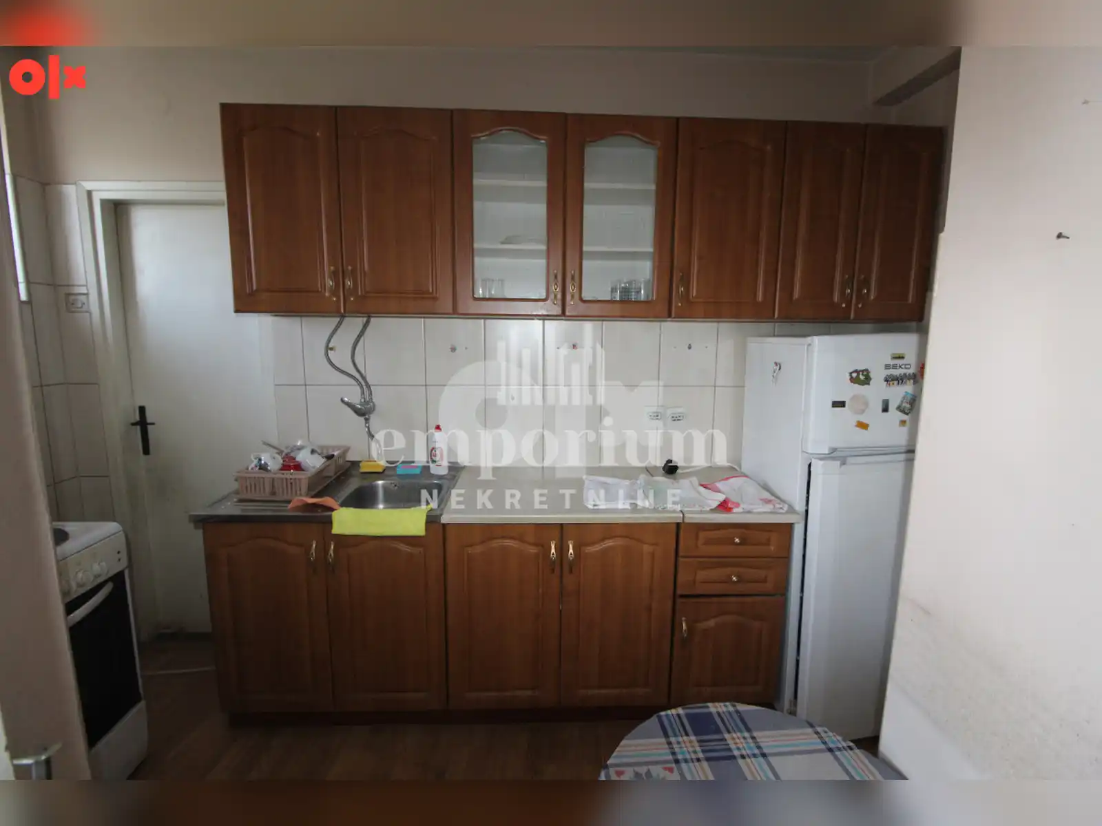 emporium-dvosoban-stan-u-centru-grada-id-2748-en