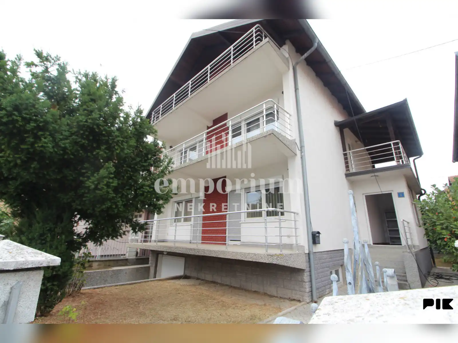 namjestena-kuca-pr-1s-pot-sa-garazom-na-novom-brckom-id-2805-en