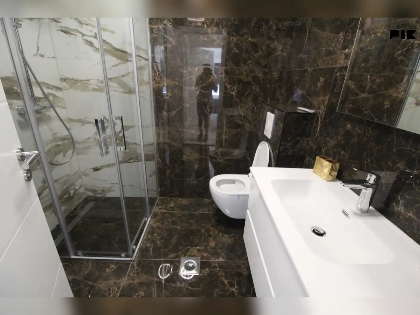 moderno-ureden-jednoiposoban-stan-na-bulevaru-41-m2-id-602b-eni