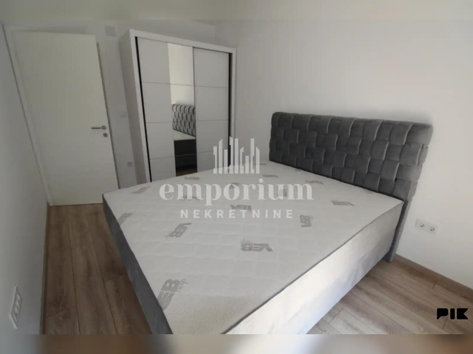 moderno-ureden-jednoiposoban-stan-na-bulevaru-41-m2-id-602b-eni