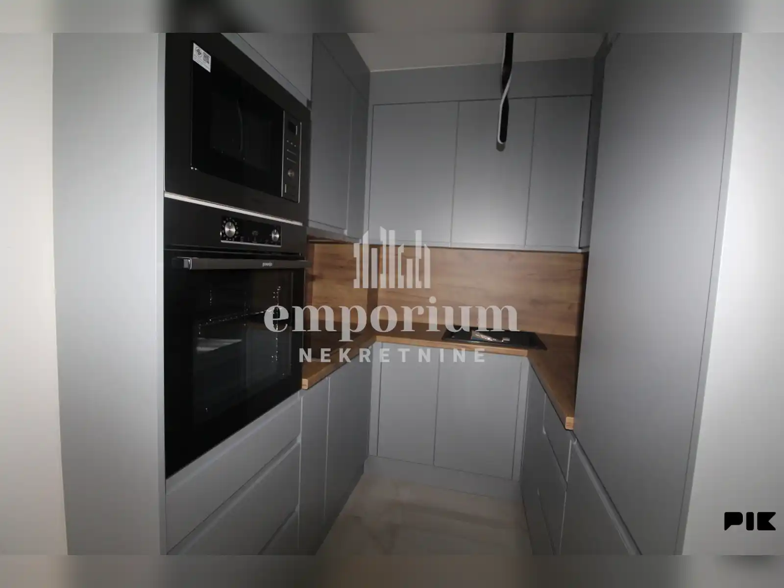 moderno-ureden-jednoiposoban-stan-na-bulevaru-41-m2-id-602b-eni