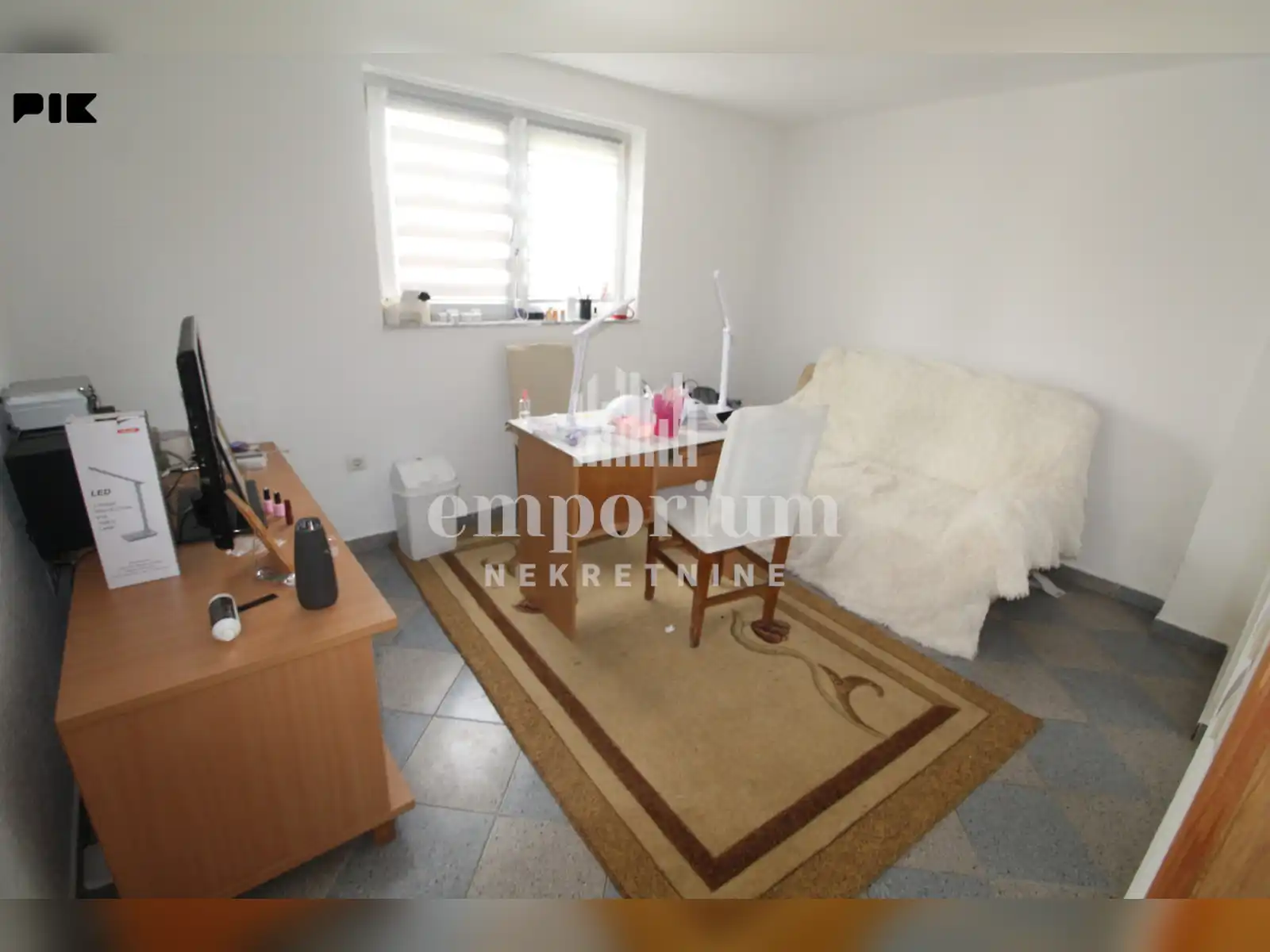 useljiva-kuca-sa-garazom-u-naselju-prijedor-id-2756-bn