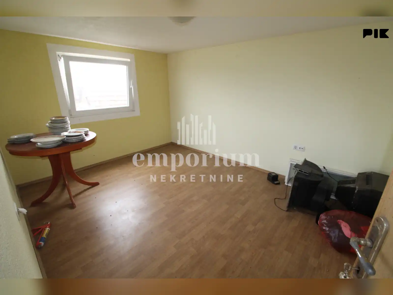 useljiva-kuca-sa-garazom-u-naselju-prijedor-id-2756-bn