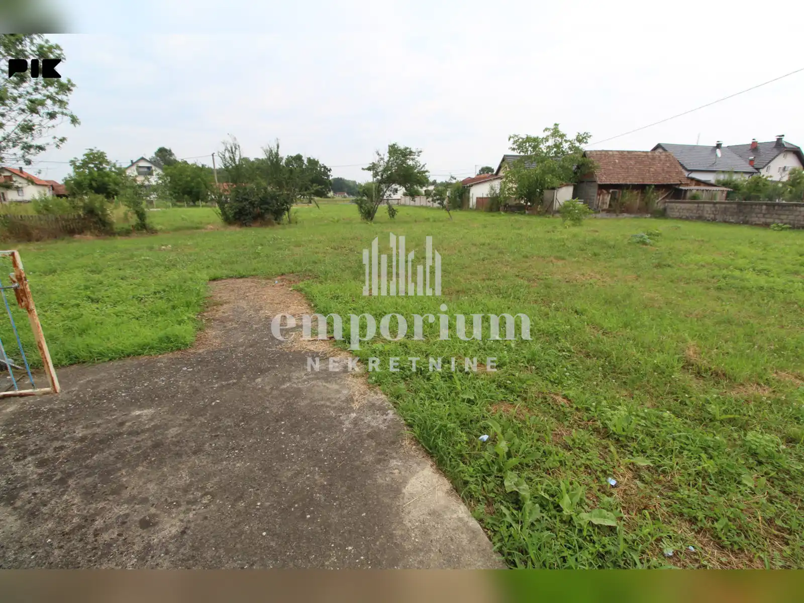 useljiva-kuca-sa-garazom-u-naselju-prijedor-id-2756-bn