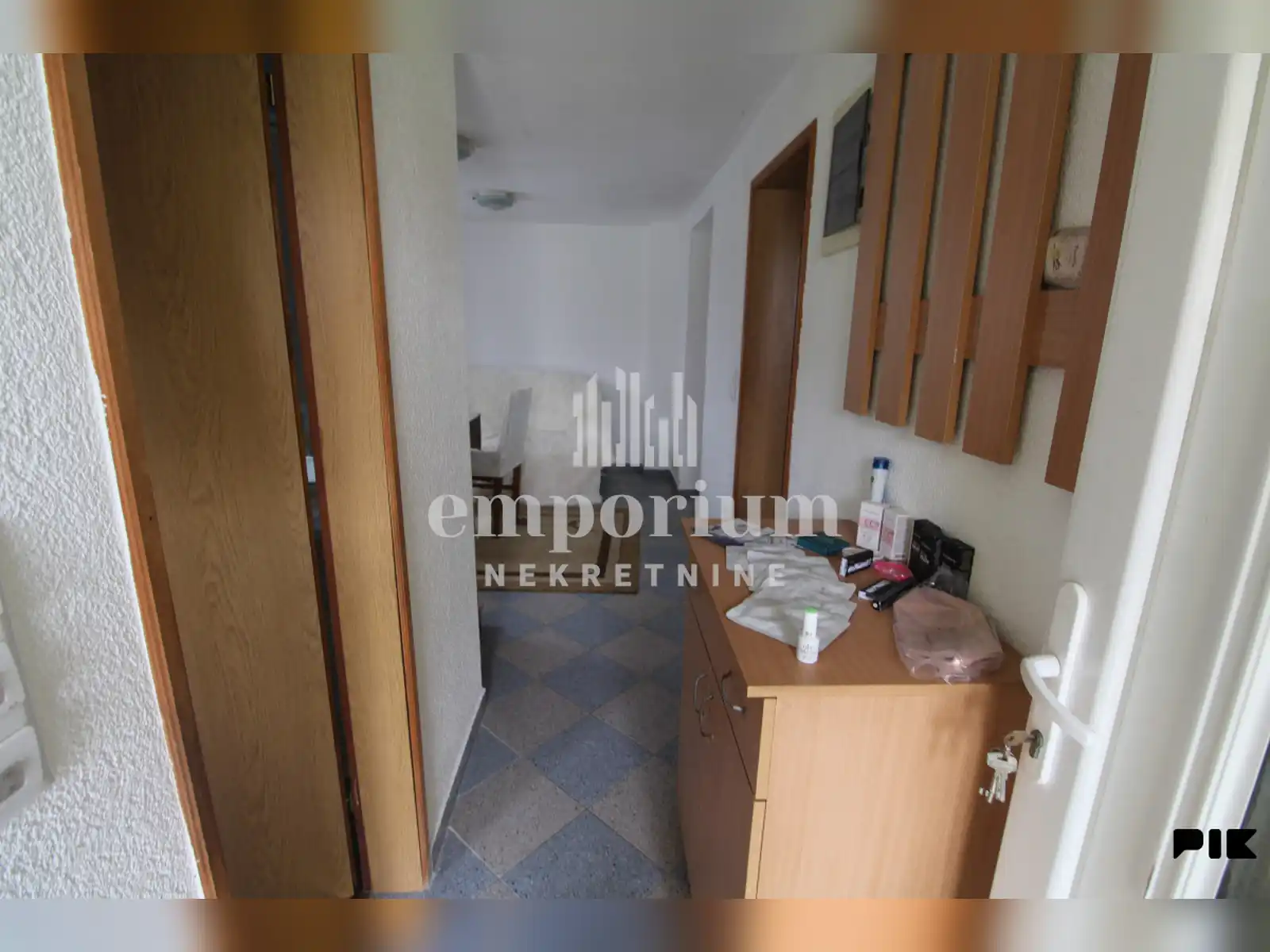 useljiva-kuca-sa-garazom-u-naselju-prijedor-id-2756-bn