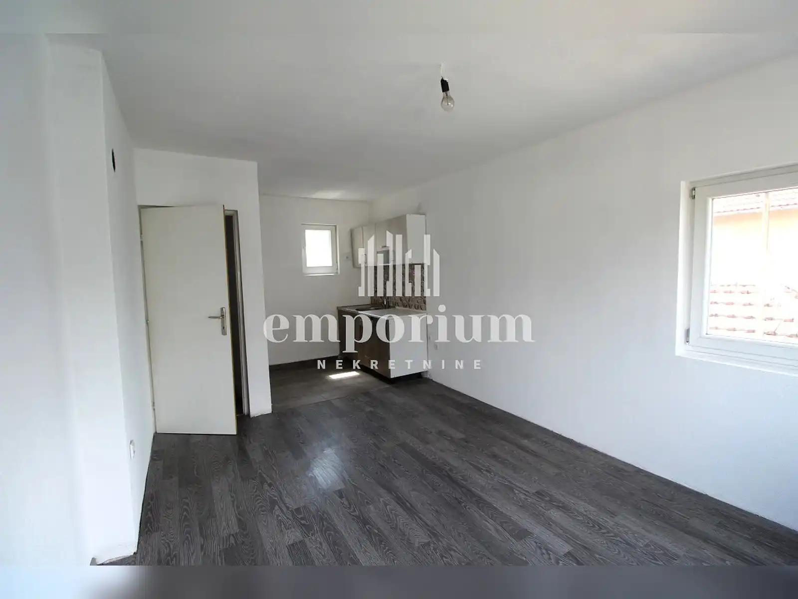 emporium-kuca-sa-poslovnim-prostorom-brcko-grcica-id2567en