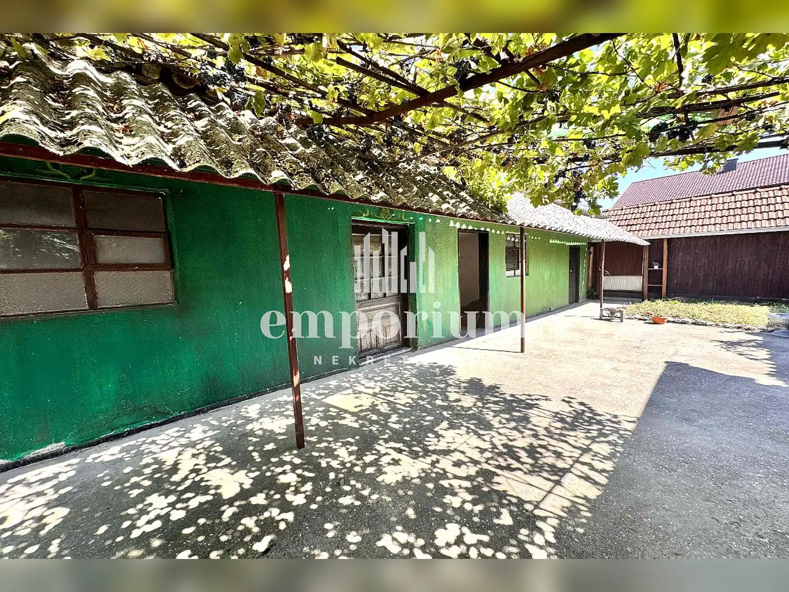 emporium-kuca-sa-poslovnim-prostorom-brcko-grcica-id2567en