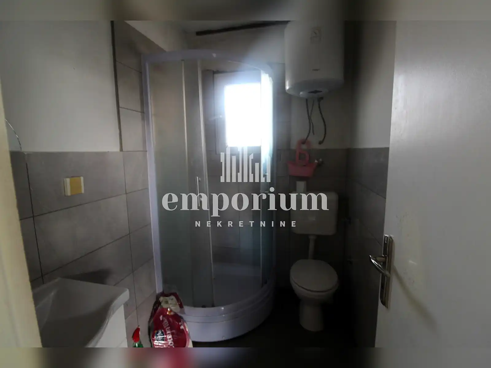 emporium-kuca-sa-poslovnim-prostorom-brcko-grcica-id2567en